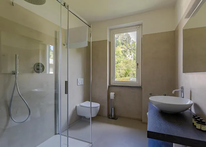 Guggiate - Seta * 贝拉焦