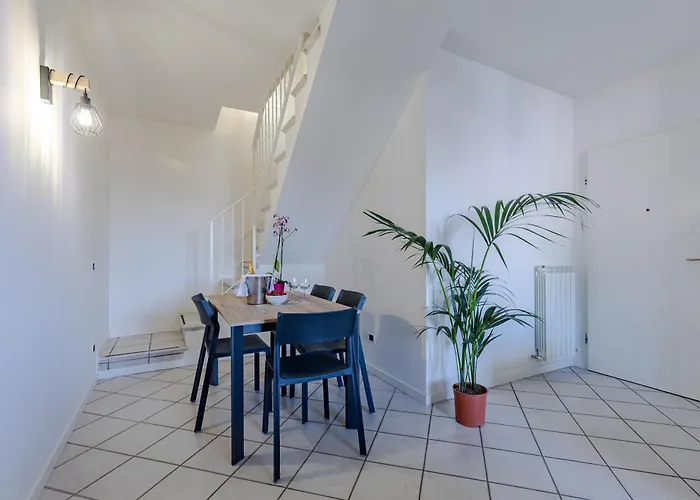 Guggiate - Seta 贝拉焦