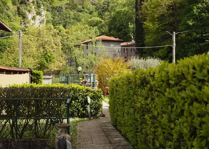 Guggiate - Seta 公寓