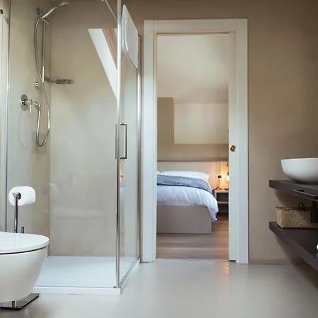 Guggiate - Seta Apartment *